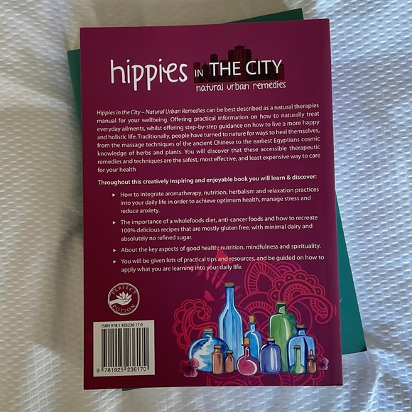 HIPPIES IN THE CITY book 1 + 2 guide and remedies - Picture 8 of 9